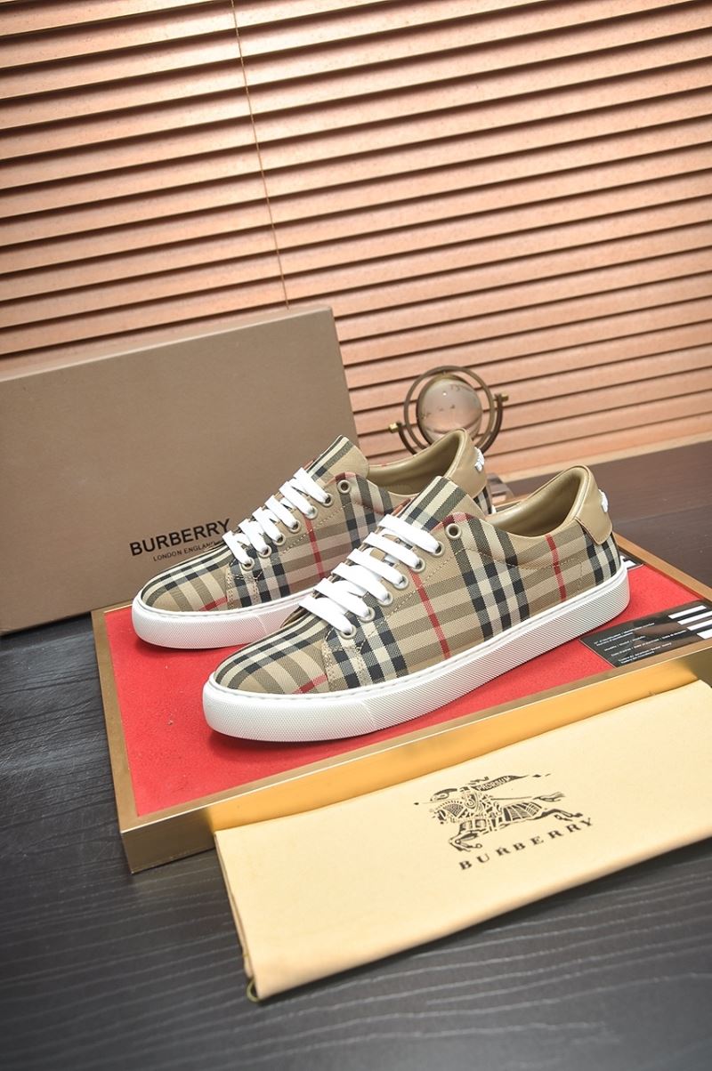 Burberry Low Shoes